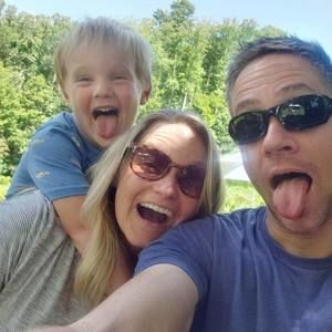 Meet your Posher, Lindsey